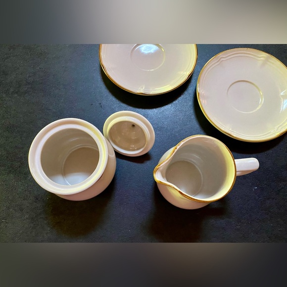 🔥Design Two Stoneware Saucers (2) with Sugar & Cream Set - Japan🔥 - Picture 3 of 11